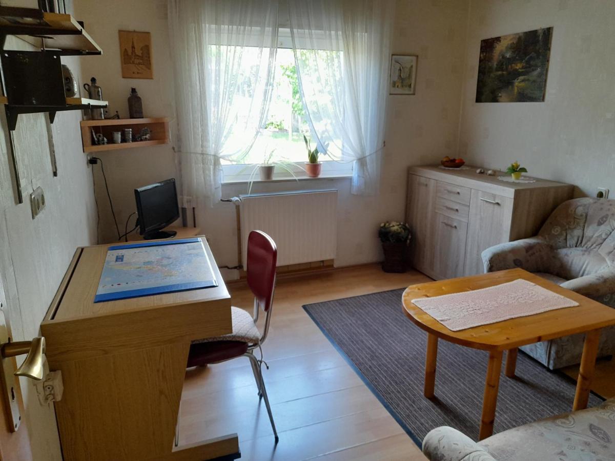 Altendiez Ferienwohnung Woelbert מראה חיצוני תמונה